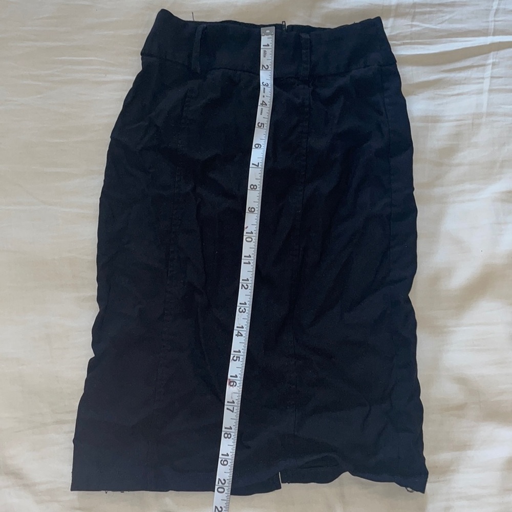 Black stretch office skirt